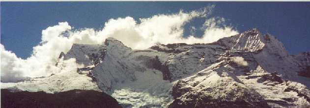 Mountains and clouds.jpg (18954 bytes)